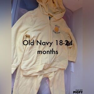 Baby hoodie & sweatpants set